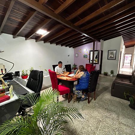 Hostel Urban City Medellín Eksteriør bilde