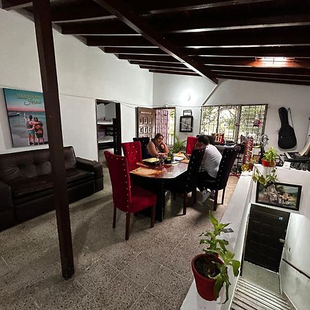 Hostel Urban City Medellín Eksteriør bilde