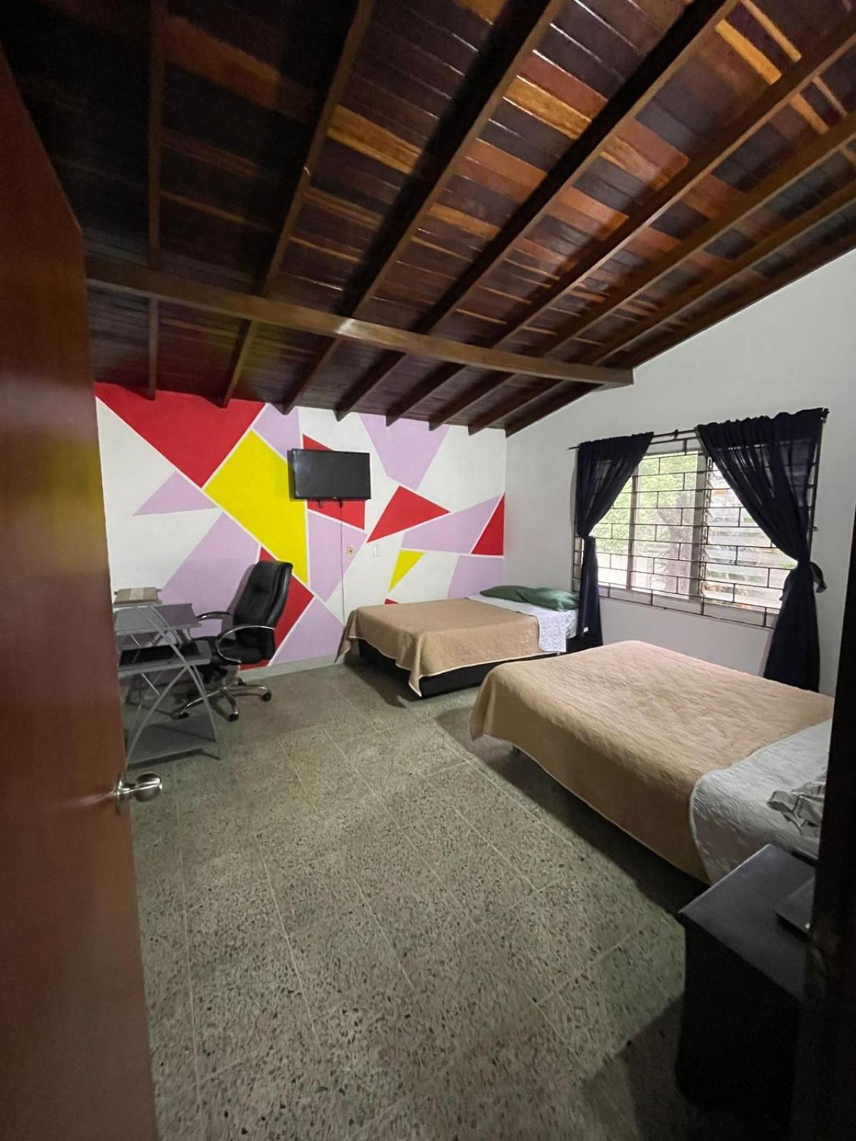 Hostel Urban City Medellín Eksteriør bilde