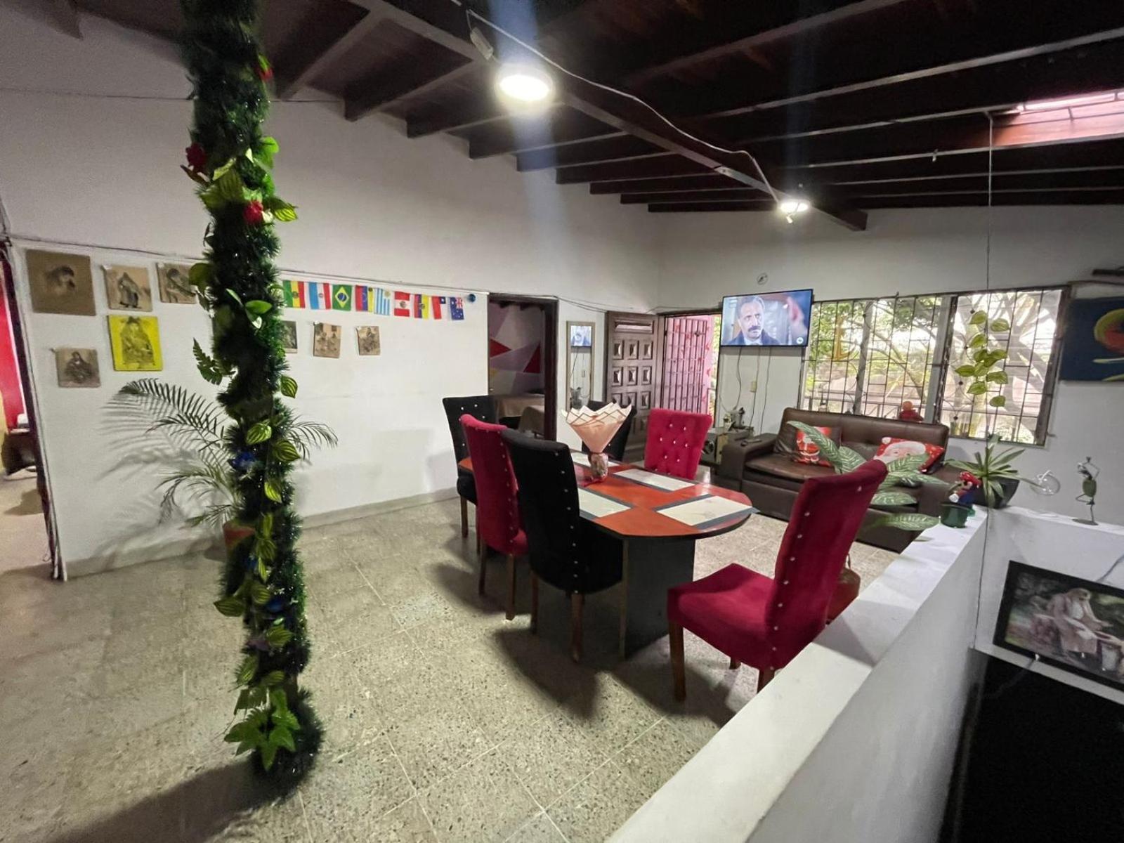 Hostel Urban City Medellín Eksteriør bilde