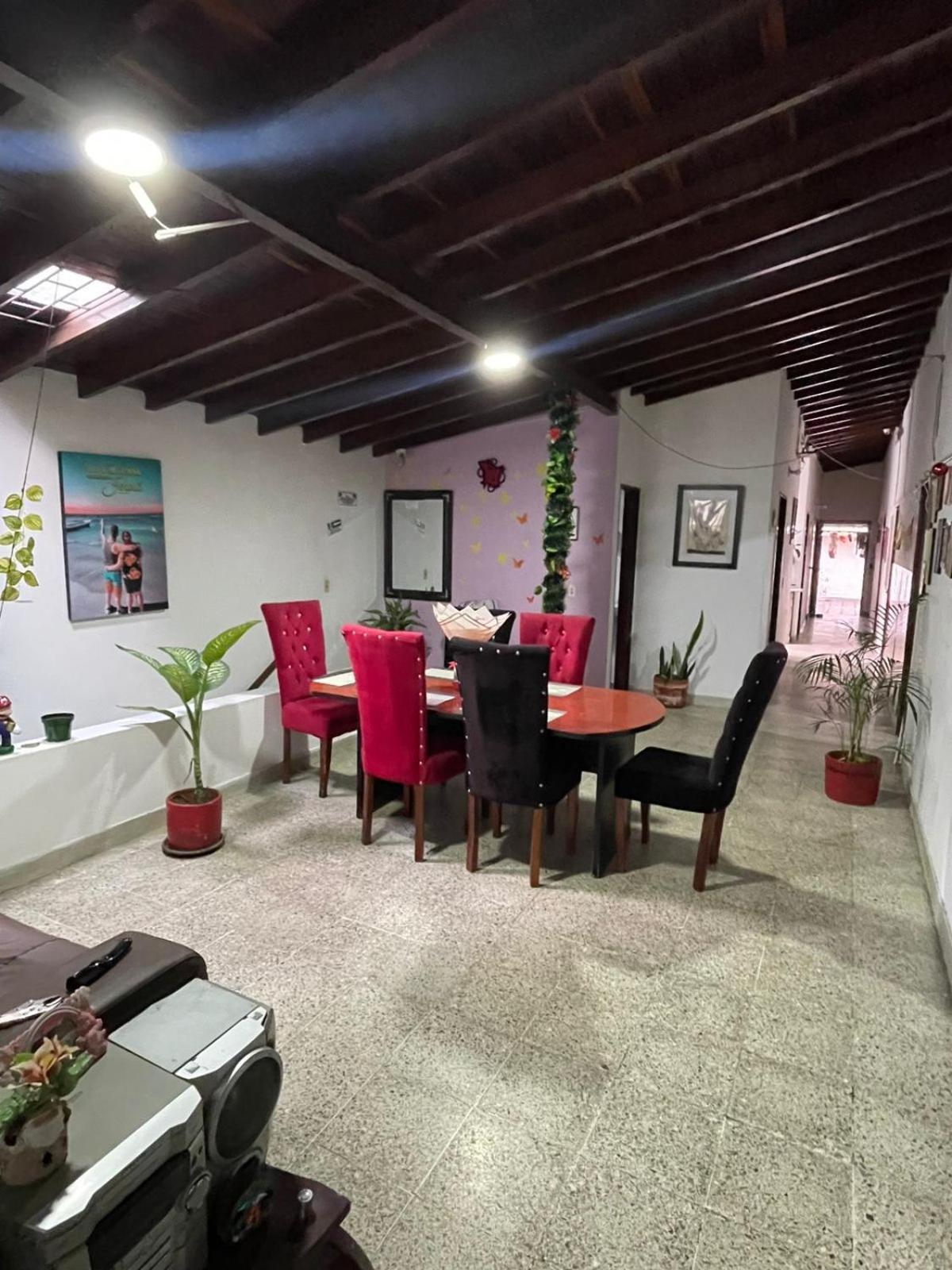 Hostel Urban City Medellín Eksteriør bilde
